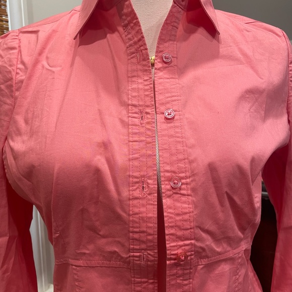 NEW YORK & COMPANY BUTTON DOWN - Picture 2 of 8